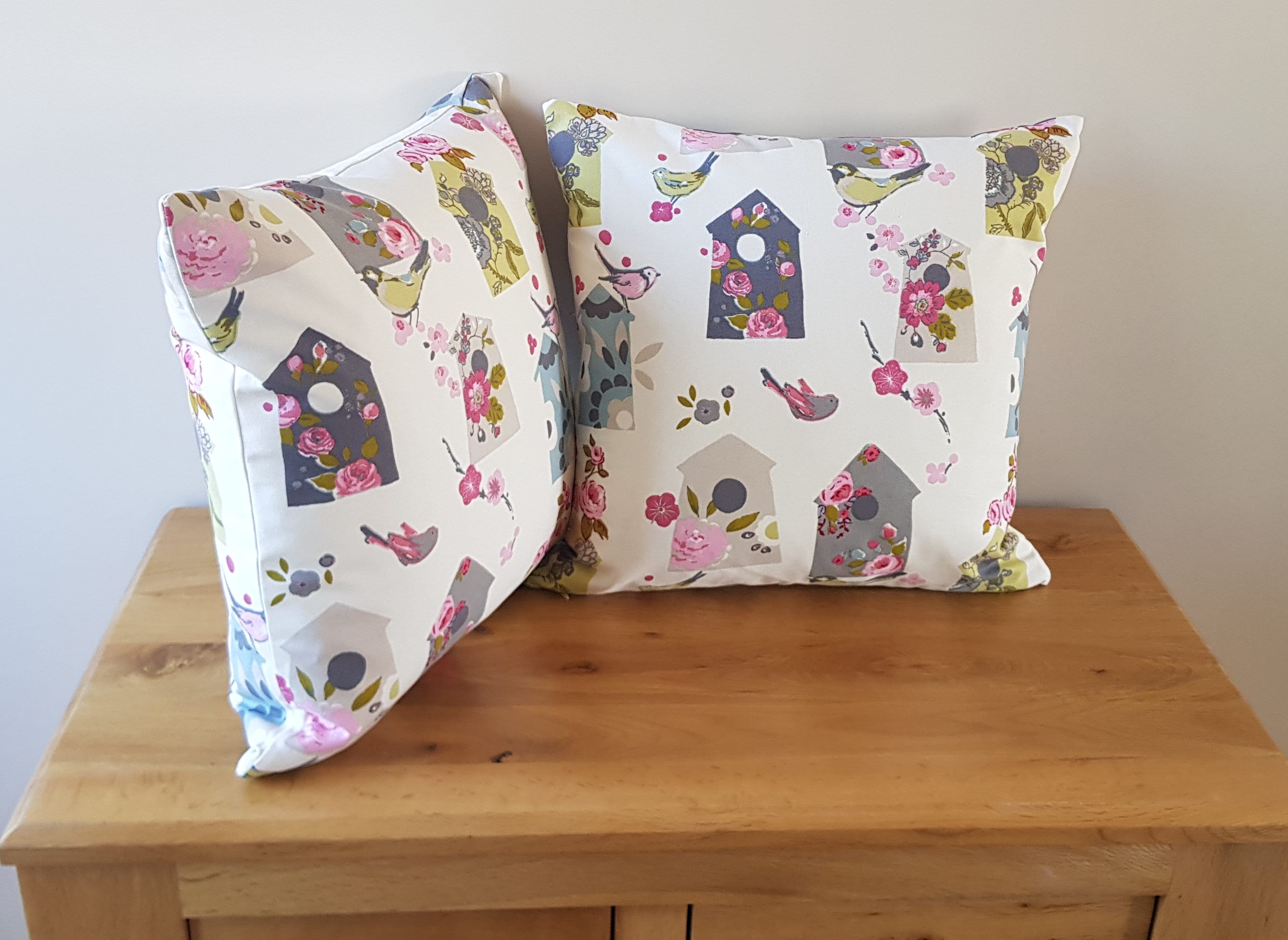 BirdHouse Cushion, Flowers and Birds Pillow with Pattern on Both Sides, Fastened with a Zip